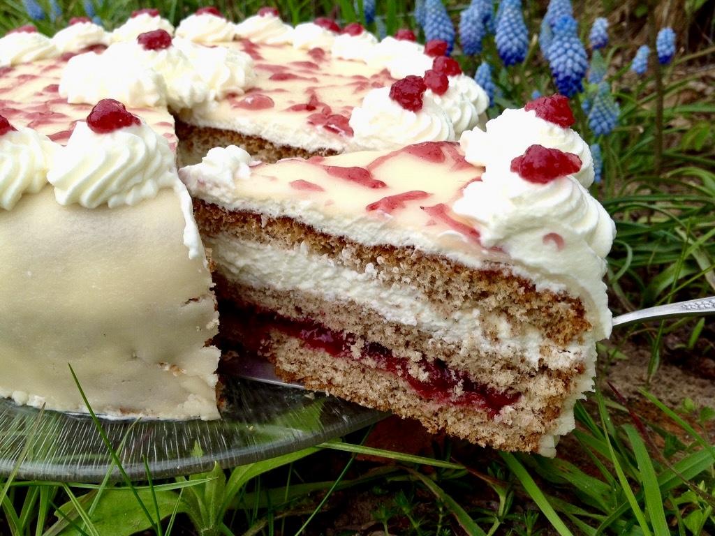 Buchweizentorte mit Marzipan