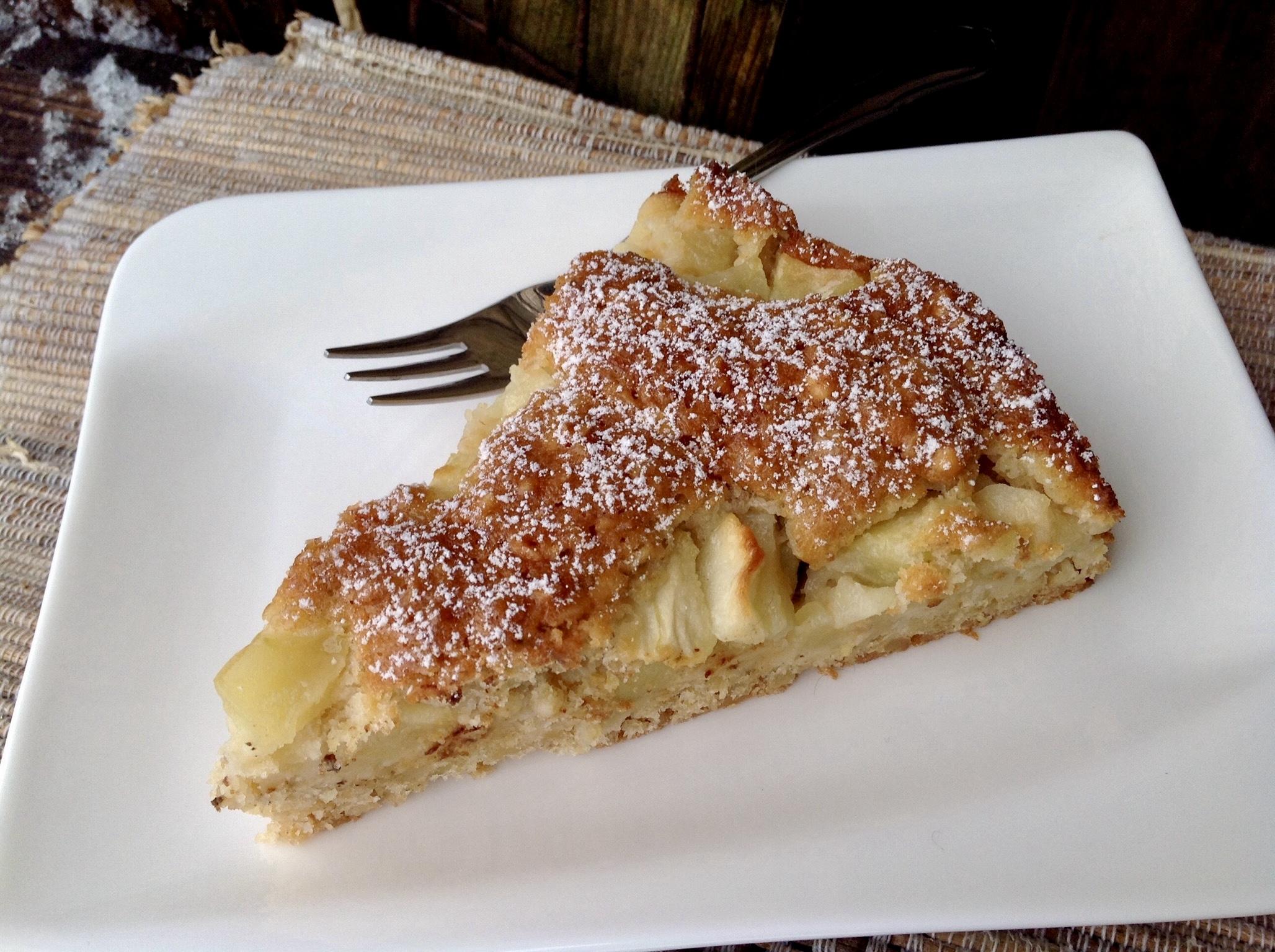 Apfelkuchen mit Mandeln und Haferflocken