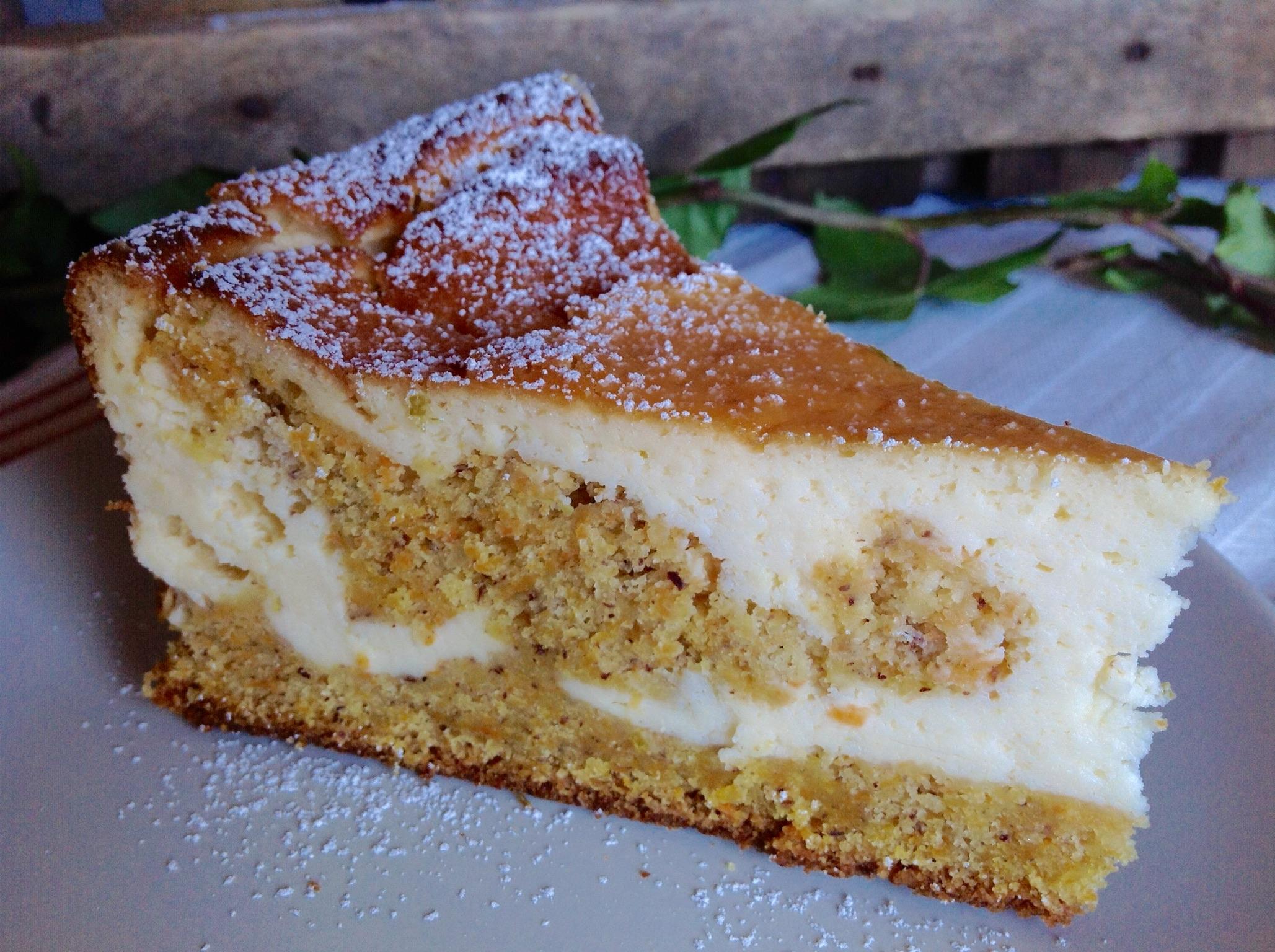 Käse- Möhren- Kuchen mit Haselnüssen