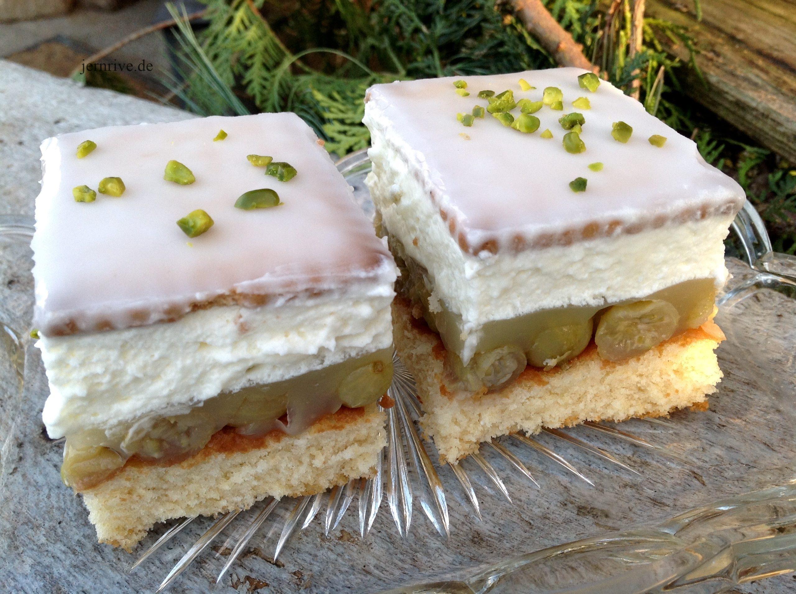 Glutenfreie Stachelbeer-Sahne-Schnitten